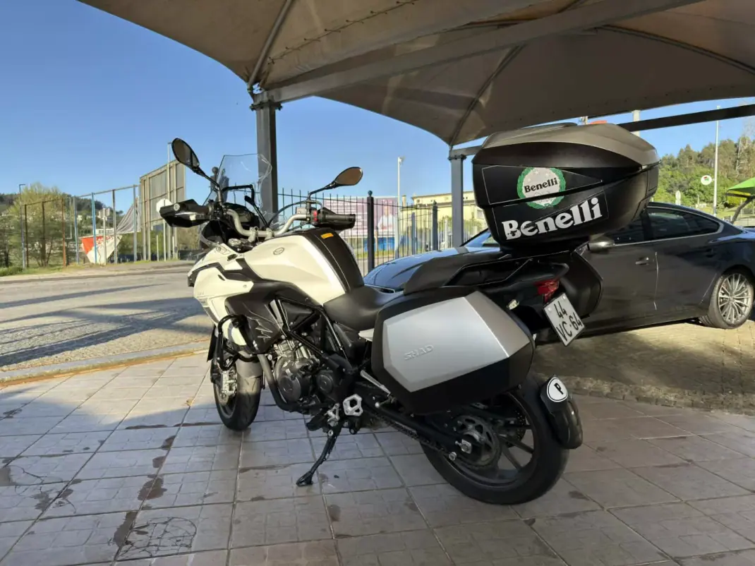 Benelli TRK 502 2018 - 4450 EUR, 19295 km - AUTO.MOTO.pt - 19295km - foto 7 de 17
