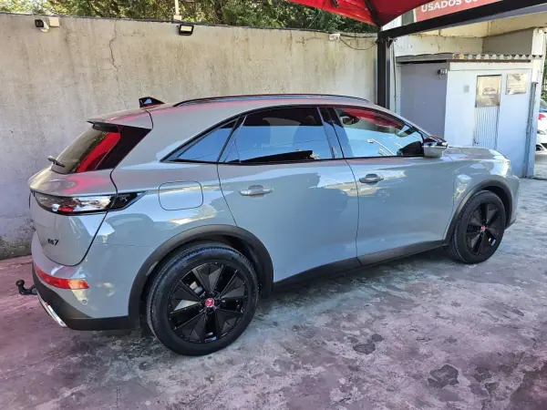 DS DS7 Crossback 2023 - 27999 EUR, 110000 km - AUTO.MOTO.pt - 110000km - foto 4 de 21