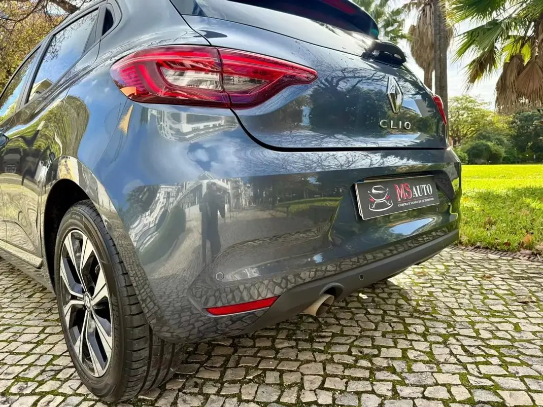 Renault Clio 2022 - 14790 EUR, 78950 km - AUTO.MOTO.pt - 78950km - foto 31 de 36