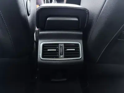 Renault Mégane 2016 - 12500 EUR, 160445 km - 160445km - foto 16 de 19