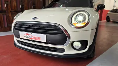 MINI Clubman 2017 - 13890 EUR, 159999 km - AUTO.MOTO.pt - 159999km - foto 12 de 51