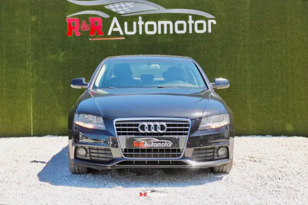Audi A4 2011 - 11900 EUR, 233000 km - AUTO.MOTO.pt - 233000km - foto 4 de 19