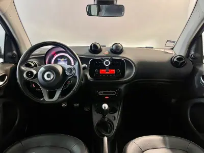 Smart 2016 - 10450 EUR, 91000 km - AUTO.MOTO.pt - 91000km - foto 3 de 26