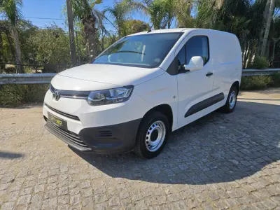 Toyota PROACE CITY  1.5D 100cv EXCLUIVE 2022