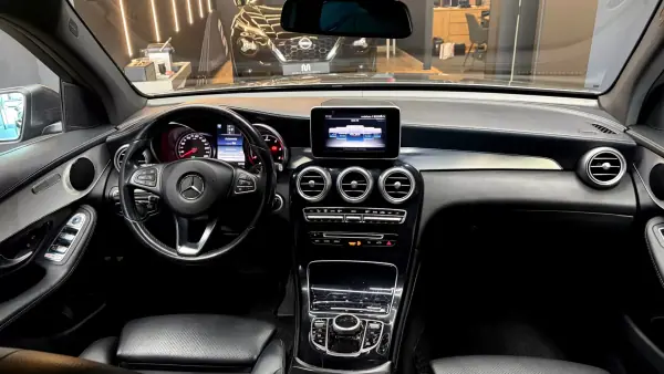 Mercedes-Benz GLC 250 2018 - 29990 EUR, 172000 km - 172000km - foto 38 de 56