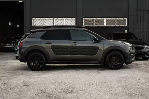 Citroën C4 Cactus 2016 - 7900 EUR, 112359 km - AUTO.MOTO.pt - 112359km - foto 2 de 22