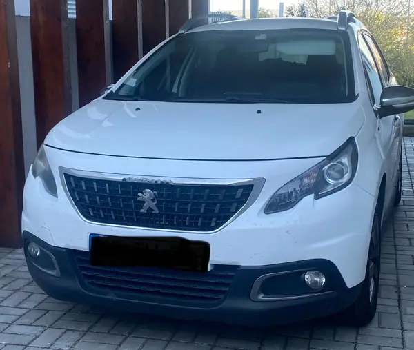 Peugeot 2008 2017 — photo 3 of 5