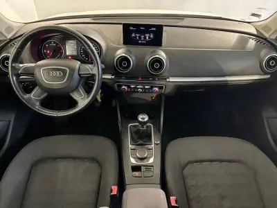Audi A3 Sportback 2013 - 12500 EUR, 175000 km - AUTO.MOTO.pt - 175000km - foto 3 de 25
