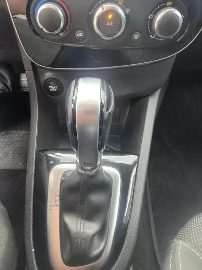Renault Clio Break 2016 - 6500 EUR, 258776 km - 258776km - foto 3 de 21