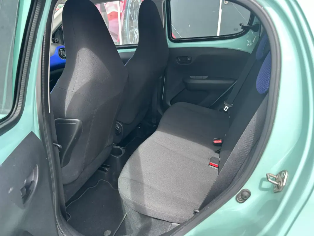Citroën C1 2020 - 10947 EUR, 58000 km - AUTO.MOTO.pt - 58000km - foto 11 de 17