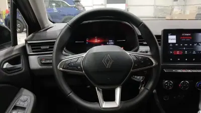 Renault Clio 2025 - 20700 EUR, 19845 km - AUTO.MOTO.pt - 19845km - foto 5 de 10