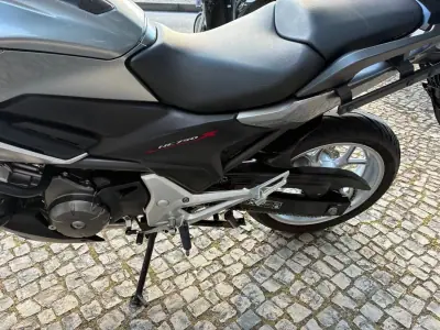 Honda NC750X 2017 - 5650 EUR, 38261 km - AUTO.MOTO.pt - 38261km - foto 5 de 14