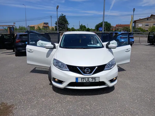 Nissan Pulsar 2018 - 13000 EUR, 51152 km - AUTO.MOTO.pt - 51152km - foto 2 de 15