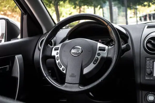 Nissan Qashqai 2013 - 9750 EUR, 168793 km - AUTO.MOTO.pt - 168793km - foto 30 de 32