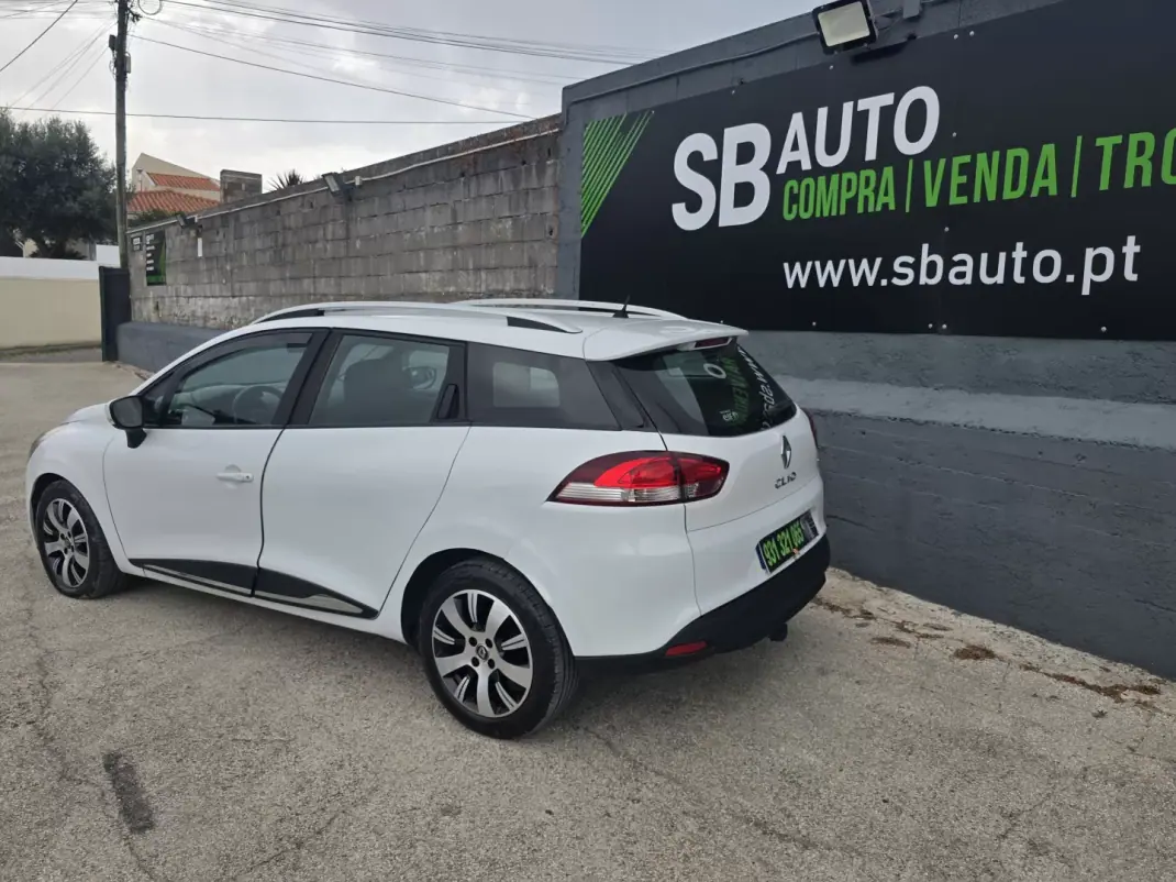Renault Clio Break 2016 - 6500 EUR, 258776 km - 258776km - foto 14 de 21