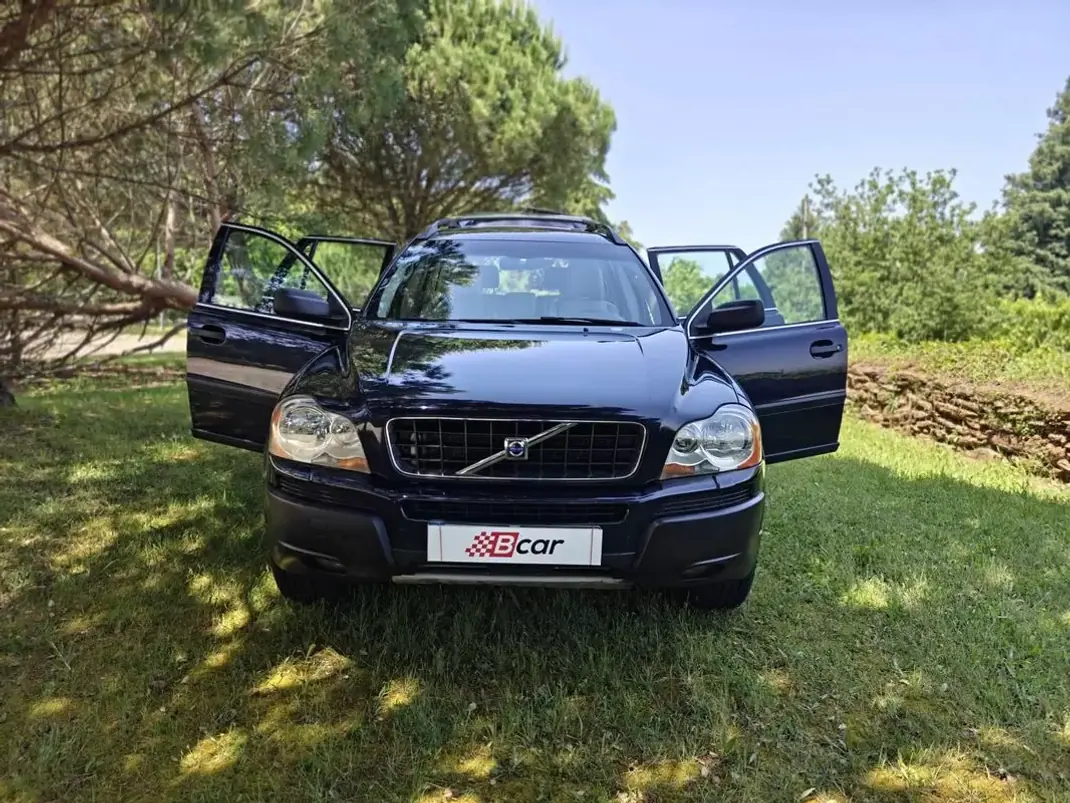 Volvo XC 90 2005 - 8490 EUR, 243750 km - AUTO.MOTO.pt - 243750km - foto 21 de 35