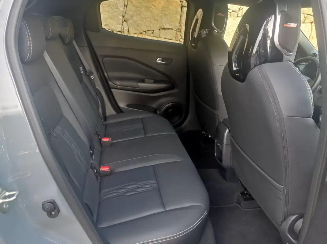 Nissan Juke 2024 - 20490 EUR, 10500 km - AUTO.MOTO.pt - 10500km - foto 13 de 18