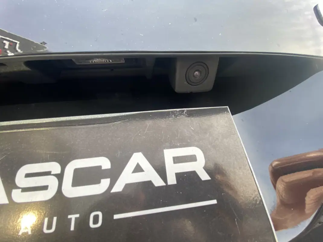 Citroën C4 Cactus 2019 - 18750 EUR, 72912 km - AUTO.MOTO.pt - 72912km - foto 34 de 54