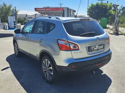 Nissan Qashqai 2010 - 7950 EUR, 328682 km - 328682km - foto 9 de 42