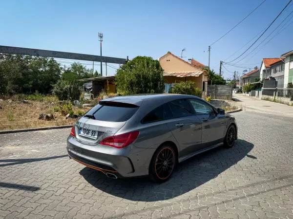 Mercedes-Benz CLA 220 2015 - 20990 EUR, 160000 km - AUTO.MOTO.pt - 160000km - foto 12 de 12