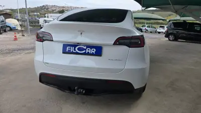 Tesla Model Y 2023 - 42500 EUR, 98648 km - foto 5 de 21