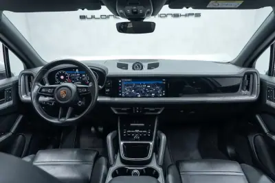 Porsche Cayenne 2024 - 97950 EUR, 32000 km - AUTO.MOTO.pt - 32000km - foto 17 de 55