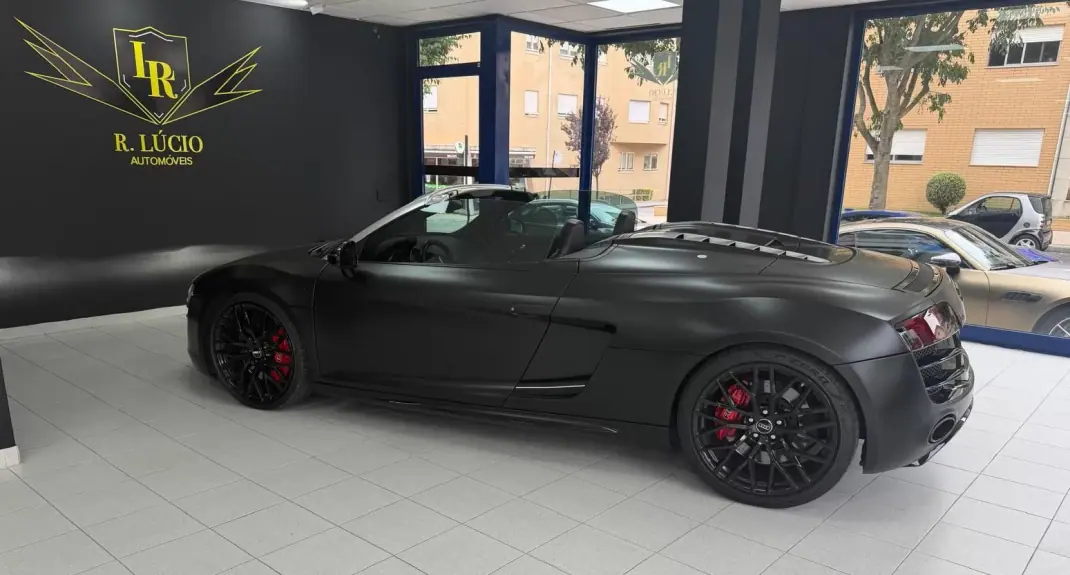 Audi R8 Spyder 2012 - 125000 EUR, 89245 km - 89245km - foto 39 de 44