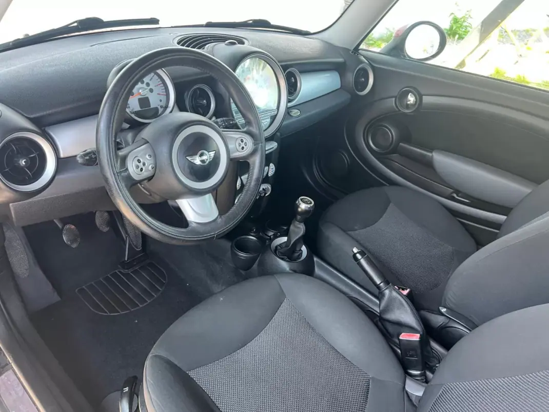 MINI One 2008 - 5500 EUR, 174000 km - AUTO.MOTO.pt - 174000km - foto 13 de 13