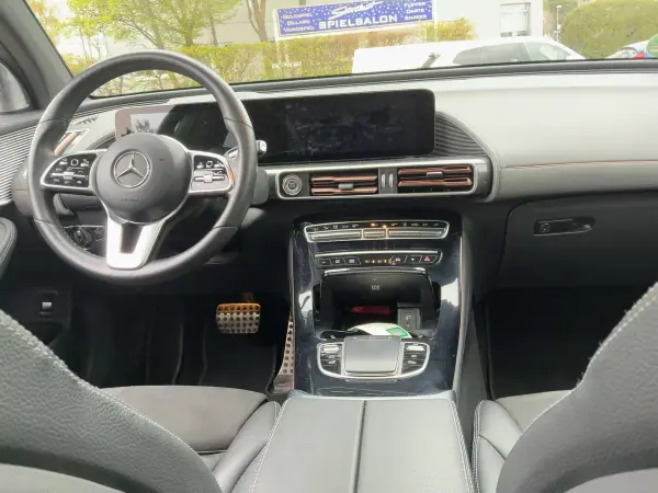 Mercedes-Benz EQC 2020 - 34800 EUR, 91200 km - AUTO.MOTO.pt - 91200km - foto 9 de 13