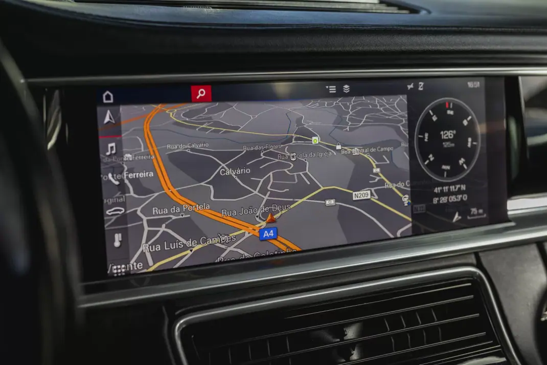 Porsche Panamera 2019 - 61900 EUR, 108300 km - 108300km - foto 24 de 46