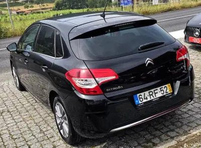 Citroën C4 2011 - 6500 EUR, 290000 km - AUTO.MOTO.pt - 290000km - foto 19 de 20
