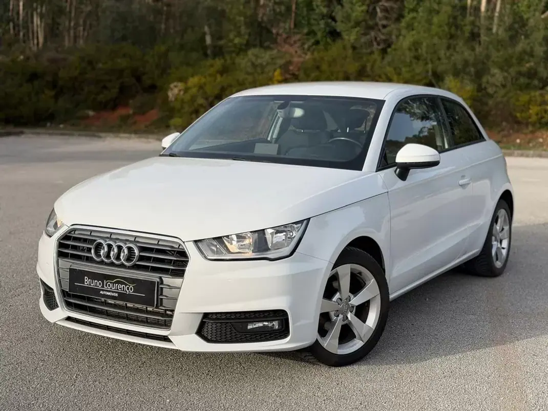 Audi A1 Sportback 2017 - 11900 EUR, 101200 km - 101200km - foto 12 de 20