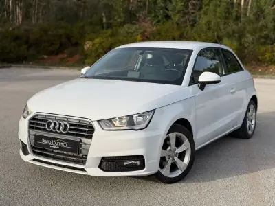 Audi A1 Sportback 2017 - 11900 EUR, 101200 km - AUTO.MOTO.pt - 101200km - foto 12 de 20