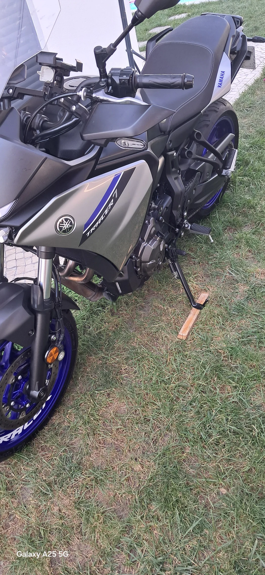 Yamaha MT 07 2023 - 8000 EUR, 4500 km - AUTO.MOTO.pt - 4500km - foto 6 de 17