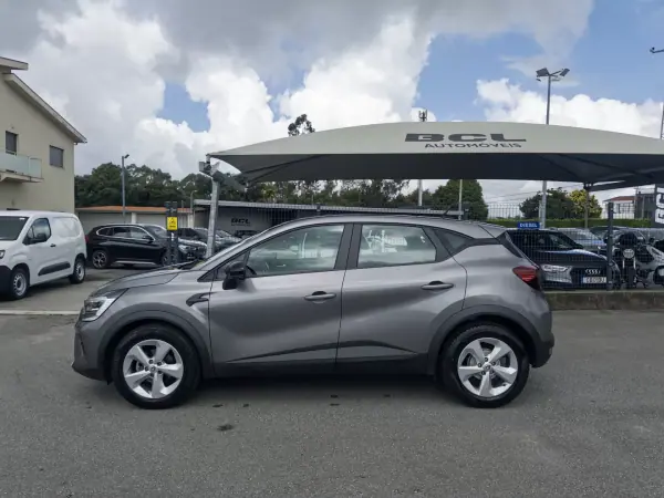 Renault Captur 2021 - 15990 EUR, 120000 km - 120000km - foto 4 de 45