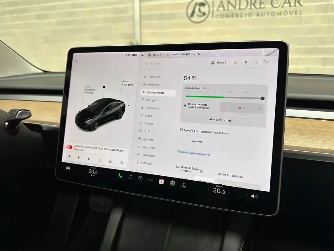 Tesla Model 3 2021 - 26450 EUR, 64959 km - AUTO.MOTO.pt - 64959km - foto 18 de 53