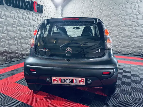 Citroën C1 2012 - 5750 EUR, 135547 km - AUTO.MOTO.pt - 135547km - foto 6 de 24