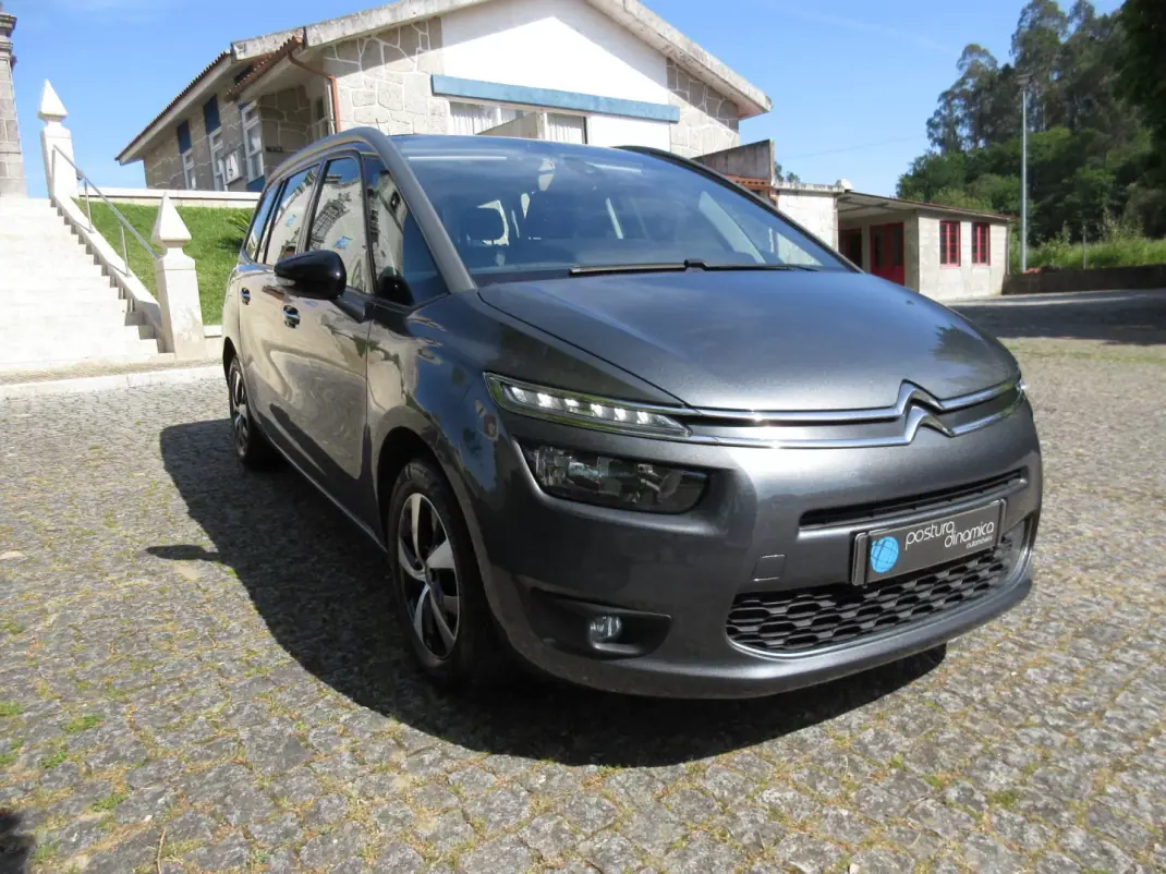 Citroën C4 Grand Picasso 2014 - 11490 EUR, 185000 km - AUTO.MOTO.pt - 185000km - foto 13 de 60