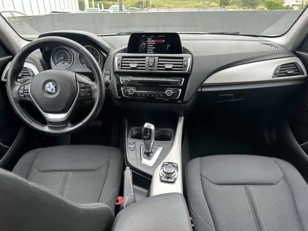 BMW 116 2016 - 12900 EUR, 220000 km - AUTO.MOTO.pt - 220000km - foto 24 de 51