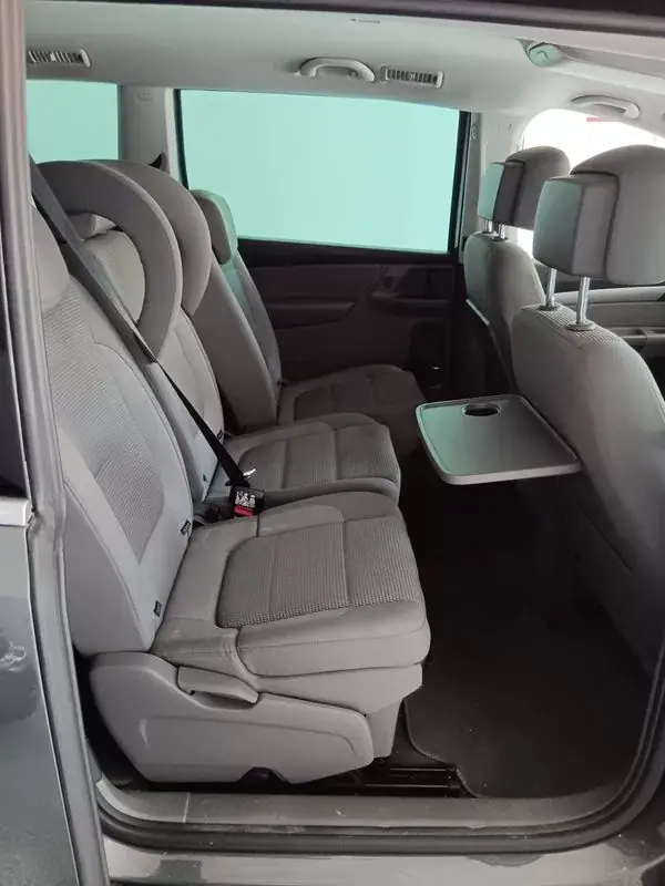 Volkswagen Sharan 2018 - 23750 EUR, 134000 km - AUTO.MOTO.pt - 134000km - foto 6 de 18