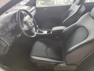 Mercedes-Benz CLC 180 2010 - 9500 EUR, 269000 km - AUTO.MOTO.pt - 269000km - foto 11 de 33