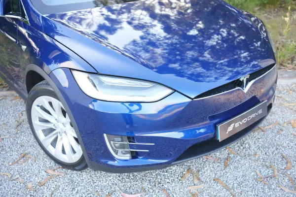 Tesla Model X 2018 - 33990 EUR, 98000 km - AUTO.MOTO.pt - 98000km - foto 6 de 26