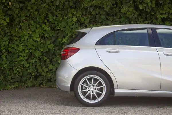Mercedes-Benz A 180 2016 - 16500 EUR, 136000 km - AUTO.MOTO.pt - 136000km - foto 4 de 16