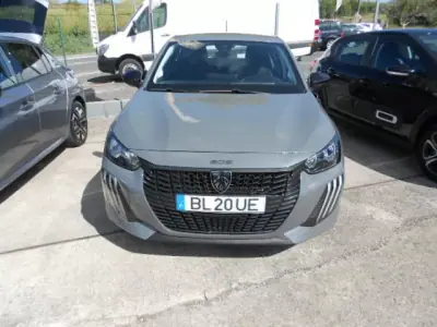 Peugeot 208 2024 - 36982km