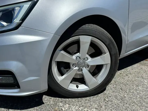 Audi A1 Sportback 2017 - 16900 EUR, 158196 km - AUTO.MOTO.pt - 158196km - foto 2 de 31