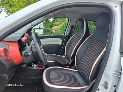 Renault Twingo 2020 - 11990 EUR, 54214 km - AUTO.MOTO.pt - 54214km - foto 6 de 23