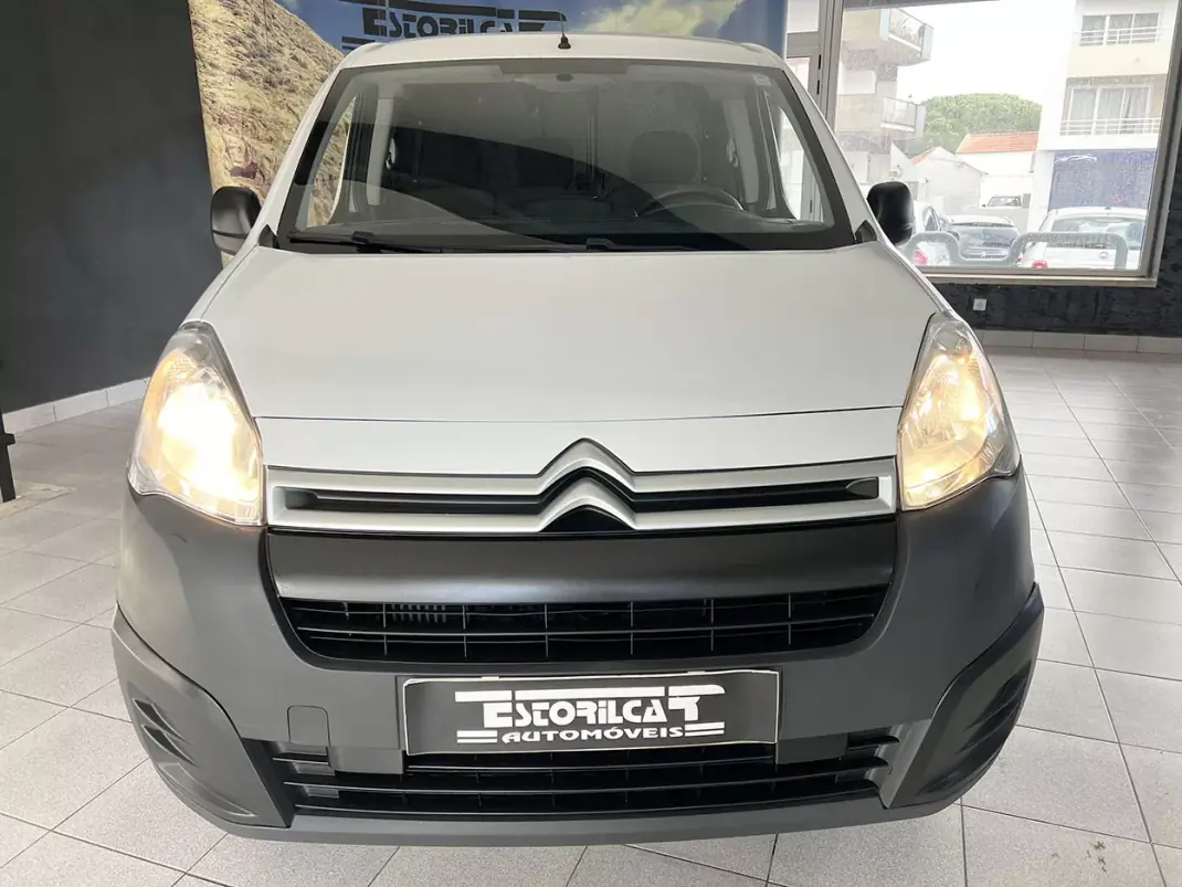 Citroën Berlingo 1.6 BlueHDi L1 Club 3L 2018 - 12600 EUR, 143113 km - AUTO.MOTO.pt - 143113km - foto 5 de 20
