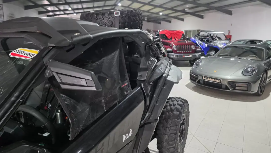 Can-Am Maverick X3 2021 - 37900 EUR, 7264 km - AUTO.MOTO.pt - 7264km - foto 8 de 30