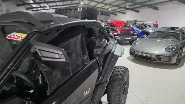 Can-Am Maverick X3 2021 - 37900 EUR, 7264 km - AUTO.MOTO.pt - 7264km - foto 8 de 30