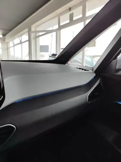 Volkswagen ID.3 2023 - 25950 EUR, 19300 km - AUTO.MOTO.pt - 19300km - foto 32 de 35